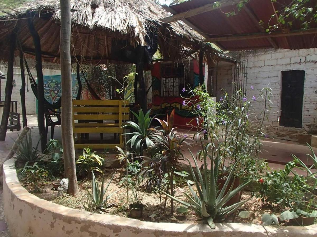 El Garaje Hostal Taganga Kültér fotó